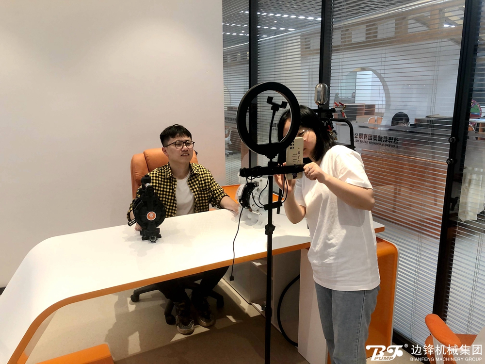 4ce97be4b87837cb_76_1 4ce97be4b87837cb_76_1