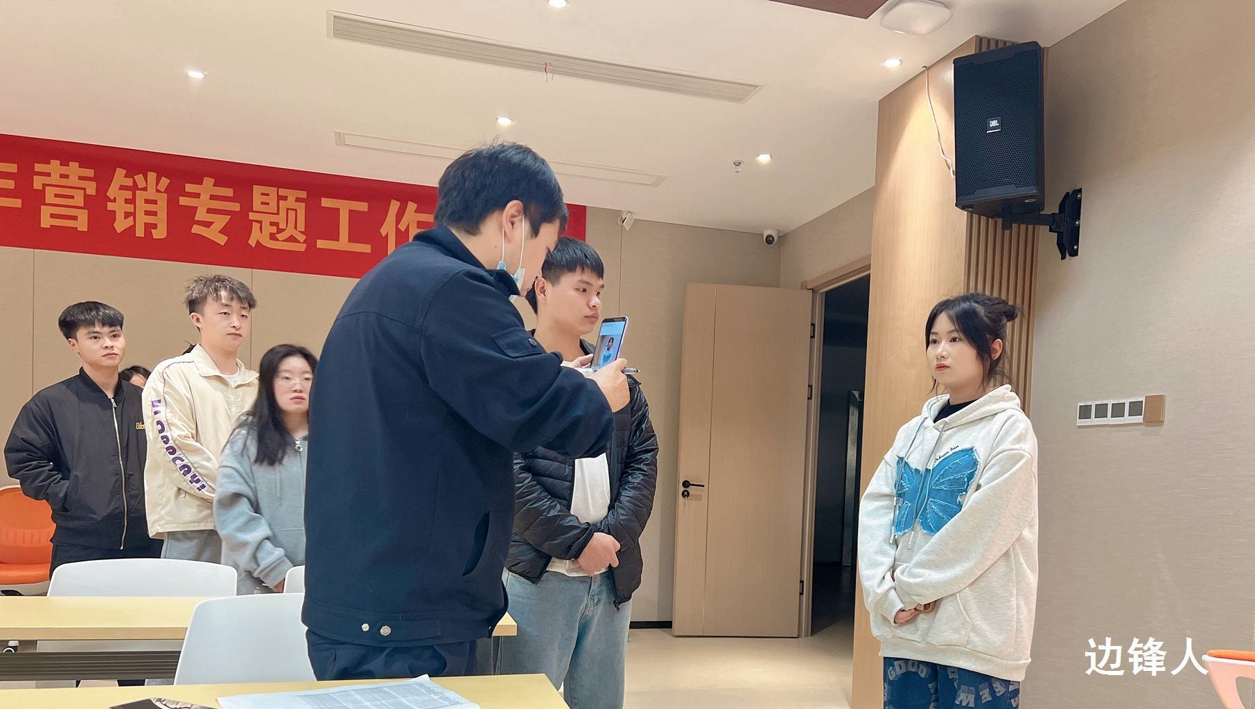 8c6aee54f48c5127_43_2 8c6aee54f48c5127_43_2