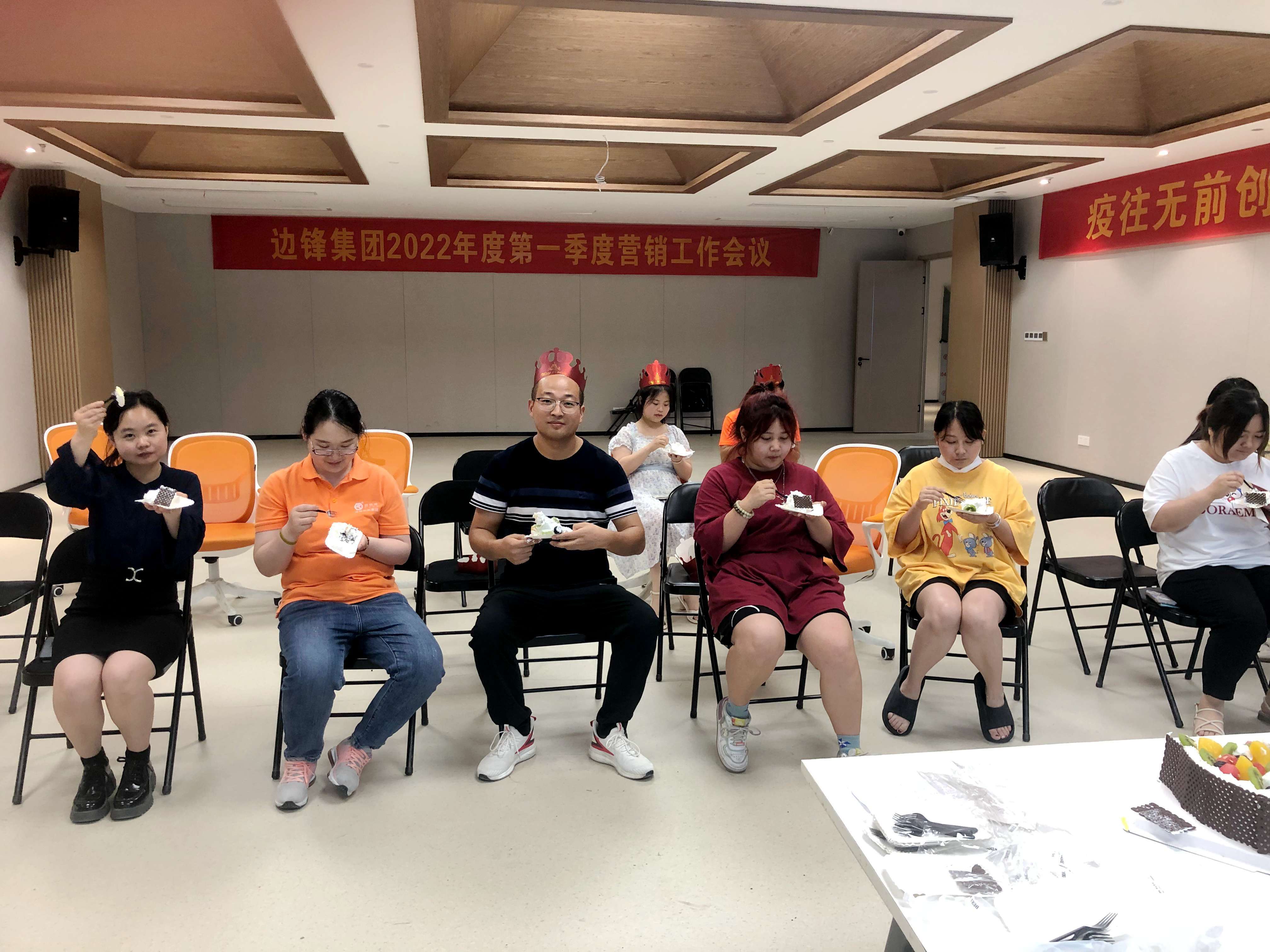 e01e208dfd5ff730_7_6 e01e208dfd5ff730_7_6